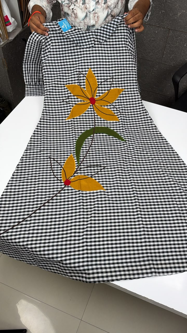 RED CHECKS BIG FLOWER APPLIQUE GOWN